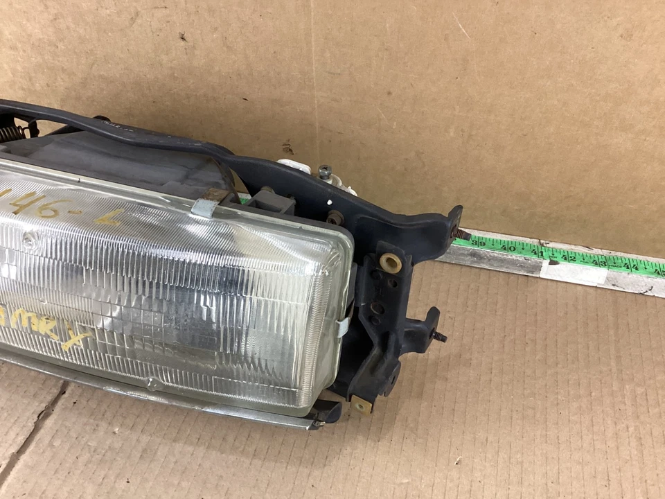 Conjunto de faros delanteros izquierdos del lado del conductor Toyota Camry 1987-1991 OEM Foto 4 de 4