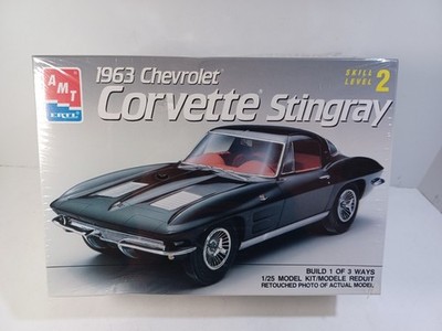 AMT ERTL 1963 Corvette Stingray  1/25 Scale Model Kit 6520 Vintage Sealed