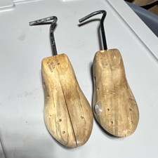 Vintage Wood Shoe Trees Forms w/ Metal Handles, N/S-W, Made in Taiwan