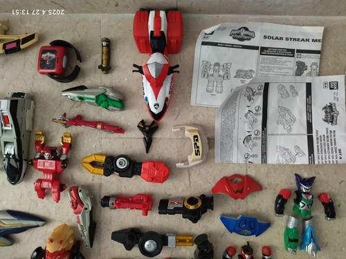 LOTTO job lot POWER RANGER RICAMBI Spares Parts body armour COLLECTION - Foto 3 di 6