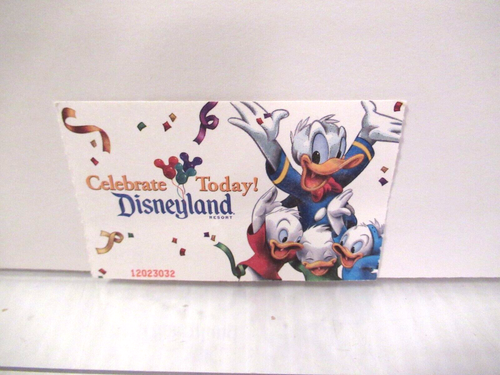 Boleto de Disneyland de la visita 2010 - Imagen 1 de 2