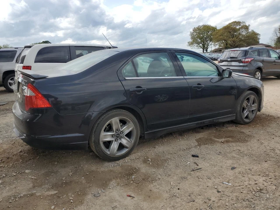 Used Rear Right Door Assembly Rear Side fits: 2010 Ford Fusion R. w/o side mould Foto 4 de 4