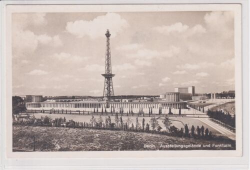 AK Berlin, Ausstellungsgelände mit Funkturm, ca. 1937 Foto-AK - Bild 1 von 2