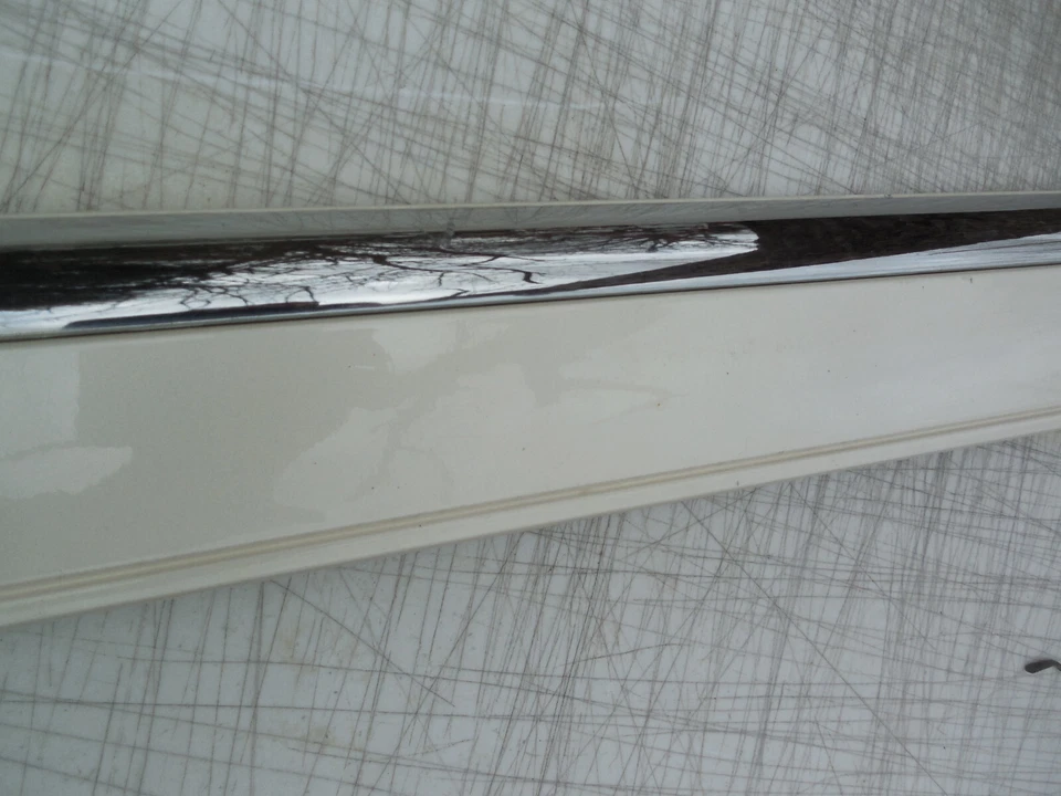 Moldura de puerta derecha Eldorado 2002 2000 2001 1999 1998 1996 OEM usada Foto 4 de 4