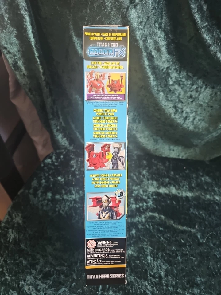 The Wasp (2017) 12" Titan Hero Ant-Man & The Wasp, nuevo en caja con daños en caja Foto 2 de 4