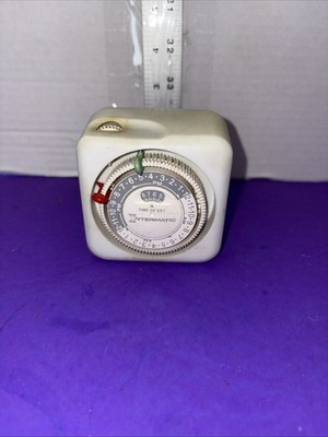 Old Intermatic Time-All Security Timer Model TN111 Light Power Saver