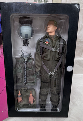 Dragon 1/6 Scale F-15E Night Strike Fighter Pilot 