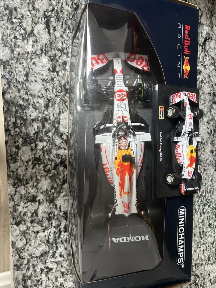 Minichamps escala 1/18 Red Bull Honda RB16B Max Verstappen 2021 GP de Turquía Foto 3 de 4