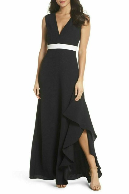 monique lhuillier black gown