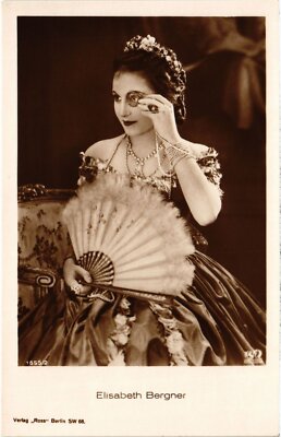 Old postcard AK Elisabeth Bergner FILM STAR (1366050)