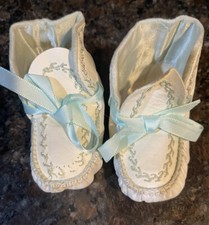 Vintage Baby Infant Deer Leather Booties White with Blue Embroidery