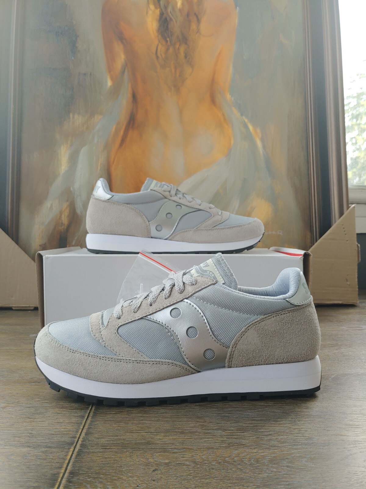 saucony silver