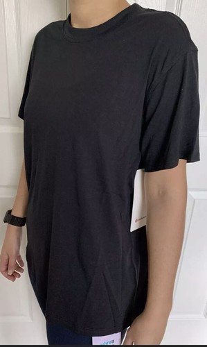 lulu lemon boyfriend tee