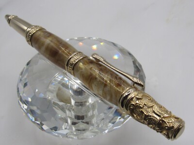 BEAUTIFUL HIGH QUALITY HANDMADE VICTORIA COFFEE CREAMER ACRYLIC TWIST BP PEN