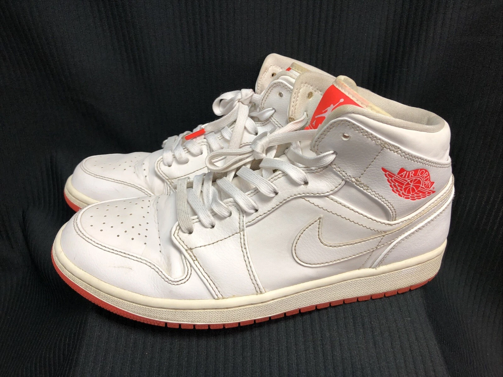 Air Jordan 1 SE Mid White Dune taglia 10 5