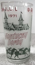 1971 KENTUCKY DERBY GLASS  -  IT'S IN MINT CONITION