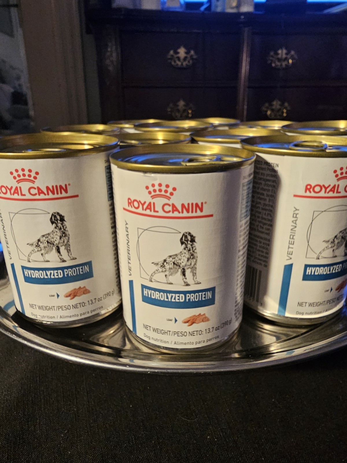 12 Cans Royal Canin Hydrolyzed 13.7 oz cans, for DOGS Exp 01/25/2027
