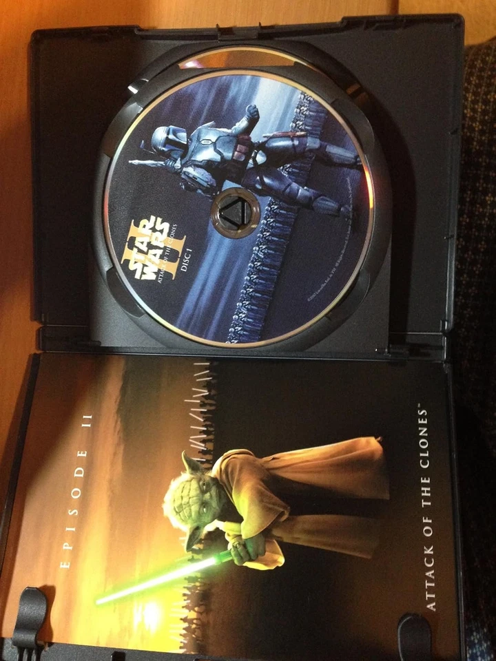 Star Wars Episode 2 - Attack Of The Clones (DVD) - image 4 of 4