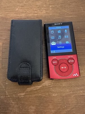 Sony Walkman NWZ-E444 - MP3 Player - Digital - Rot (ohne Ladekabel)