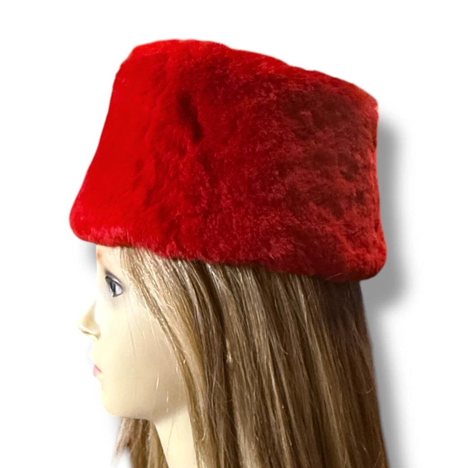 Sombrero de piel Betmar de colección para mujer teñido de rojo conejo pastillero invierno talla 6 7/8 pequeño 21,5 pulgadas Foto 2 de 4