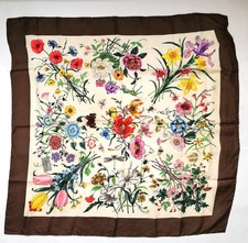 Gucci Seidentuch. Gebraucht in gutem Zustand. 100% Seide. 87cm*87cm