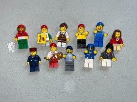 LEGO CITY: City Square (60097) Set Complete... Missing a few Stickers