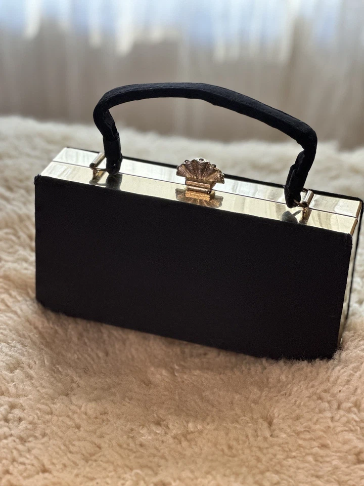 Cartera vintage de seda negra Foto 2 de 4