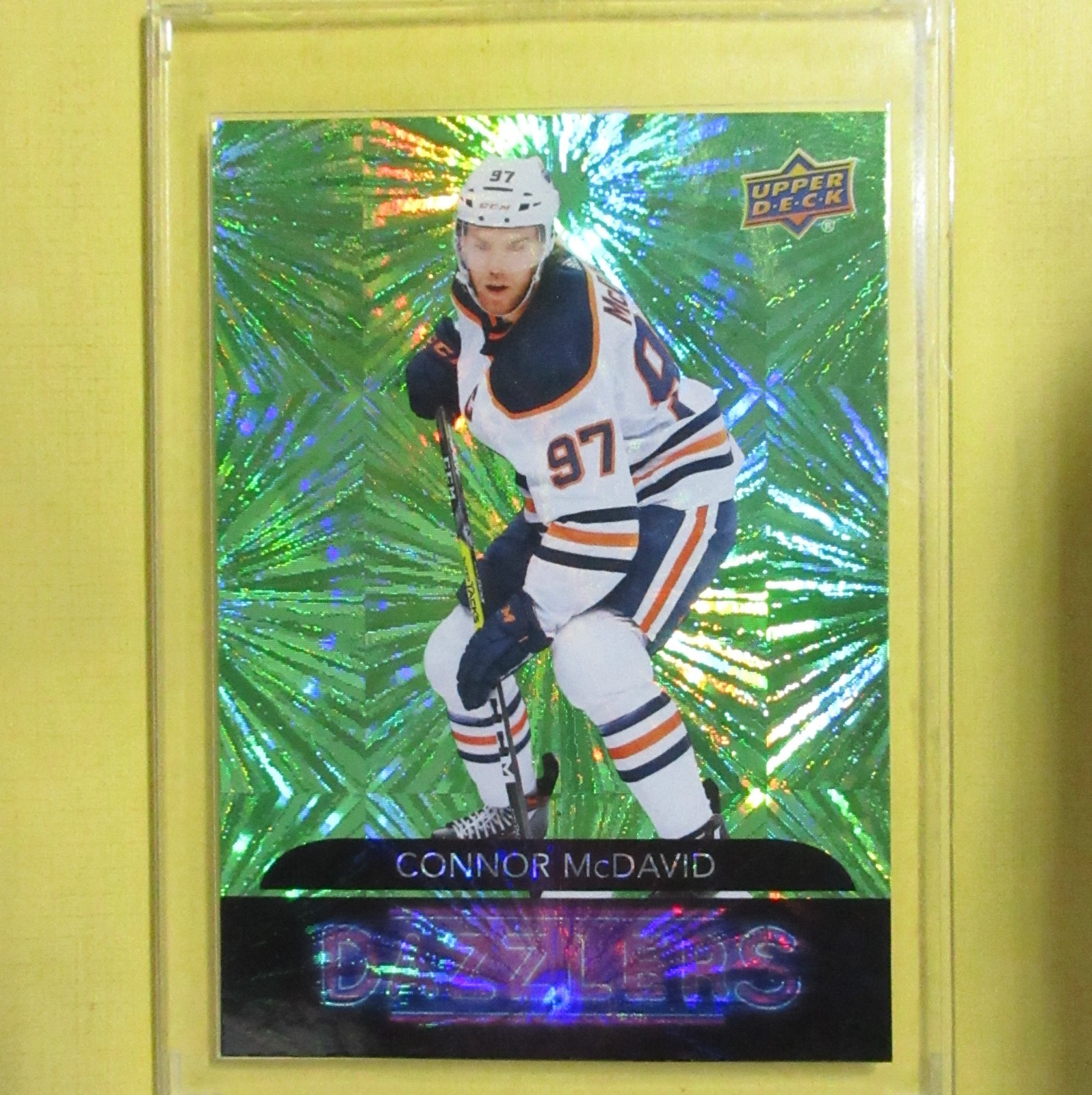 CONNOR McDAVID 2020-21  Upper Deck Dazzlers Green  #dz-18  Edmonton Oilers
