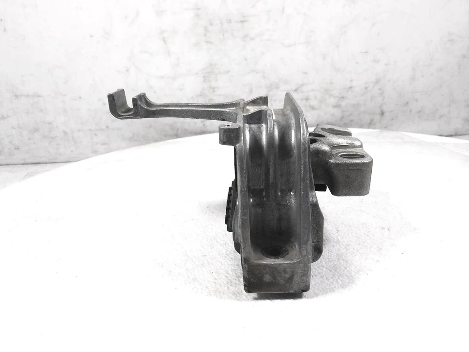 Audi S3 2015-2020 montaje del motor lateral del pasajero - 5Q0-199-262-Bk Foto 4 de 4