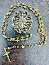 ANTIQUE GILT 800 SILVER FILIGREE 13” ROSARY WITH HINGED FILIGREE BOX 16.4g