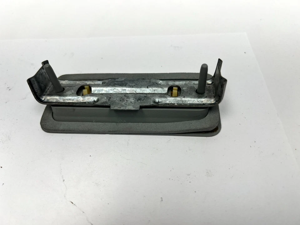 Dodge Plymouth Coronet Dart 1969 lámpara de marcado lateral delantera y retenedor 2932926 nuevo en stock Foto 2 de 4