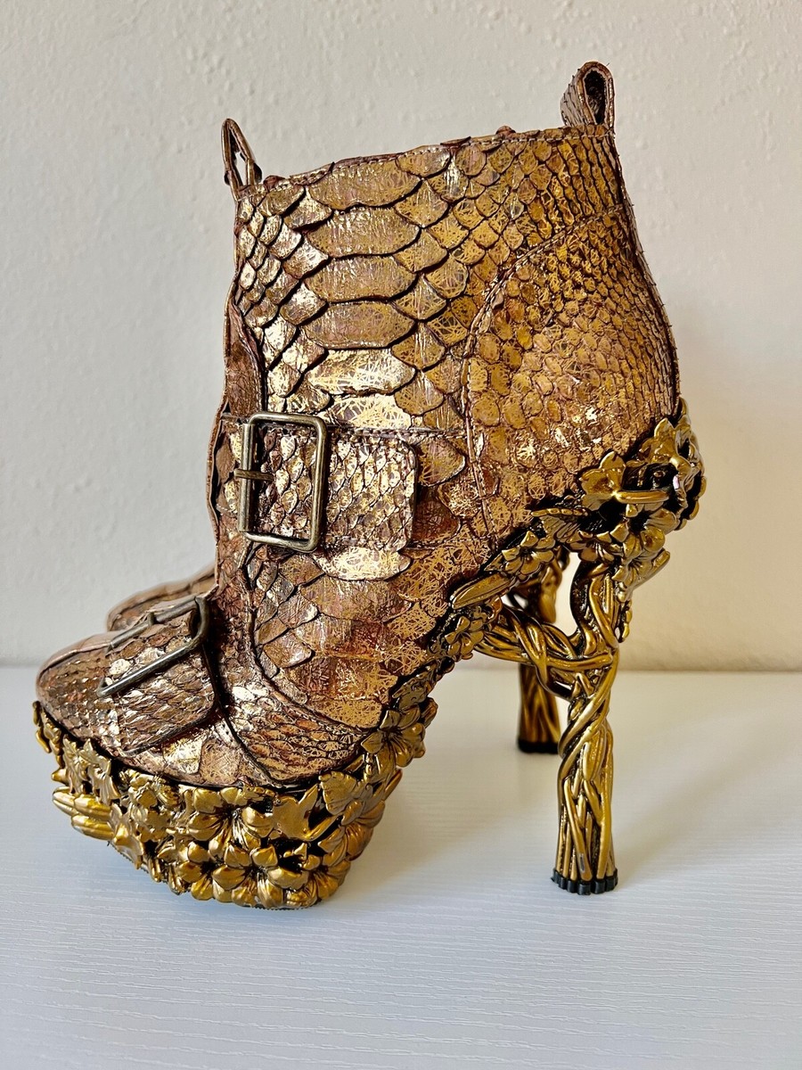 Alexander McQueen Snakeskin Gold 3D Floral-Engraved Buckle