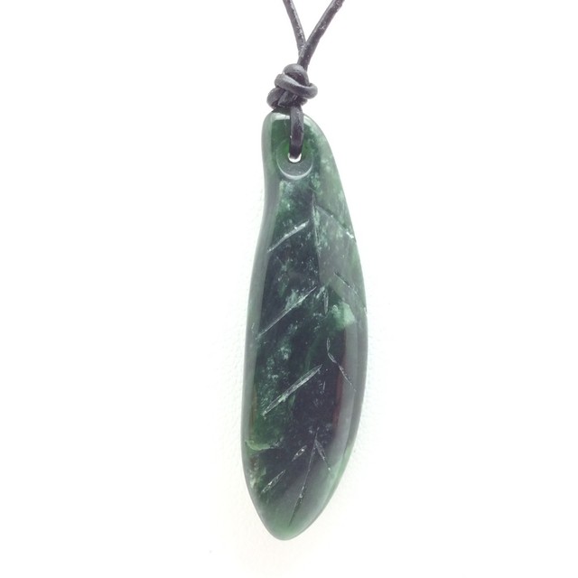 Guatemala Jadeite Jade Feather Pendant Chromium Green River Gem Stone