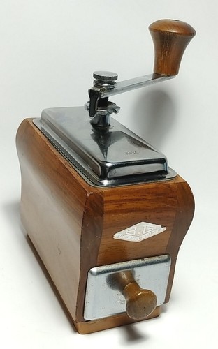 Vintage BG Macina Acciaio Garantito Coffee Grinder  Made in Italy - Imagen 4 de 11