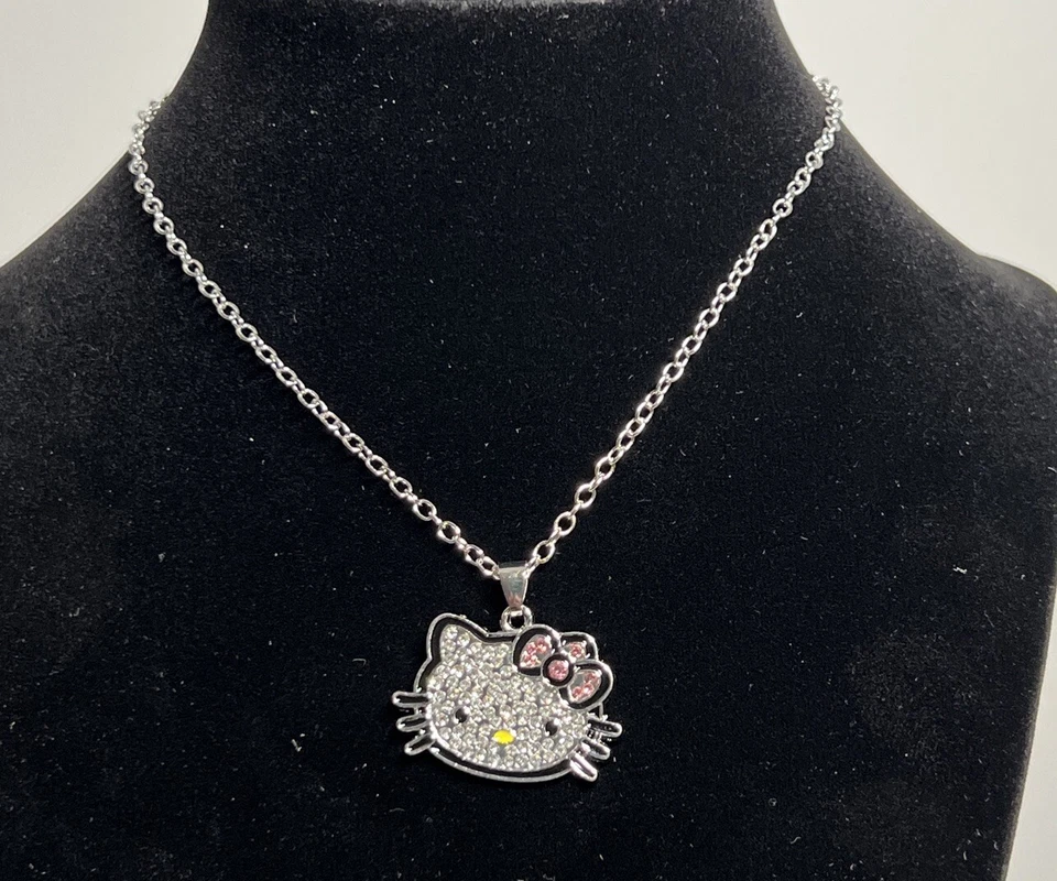 Collar colgante con cadena Hello Kitty Bling nuevo Foto 4 de 4