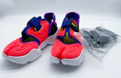 nike aqua rift socks