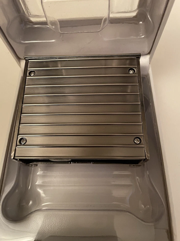 Timex Reloj Coleccionable De Colección Piano Vertical Tono Plata Mini Regalo Foto 4 de 4