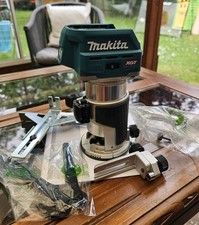 Makita Router/Trimmer RT001GZ21 40V Max XGT 6mm/8mm 1/4" Body Only 