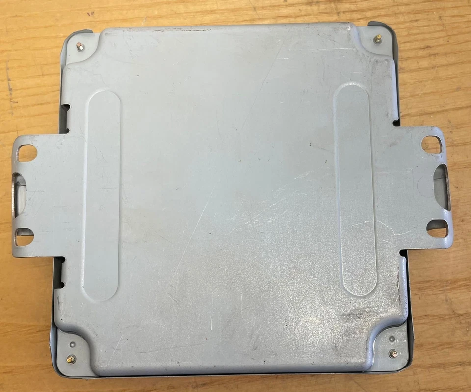 Unidad de control del motor Subaru Outback 3.0 ECU 2000-2003 22611AG800, 112200-2621 Foto 2 de 3