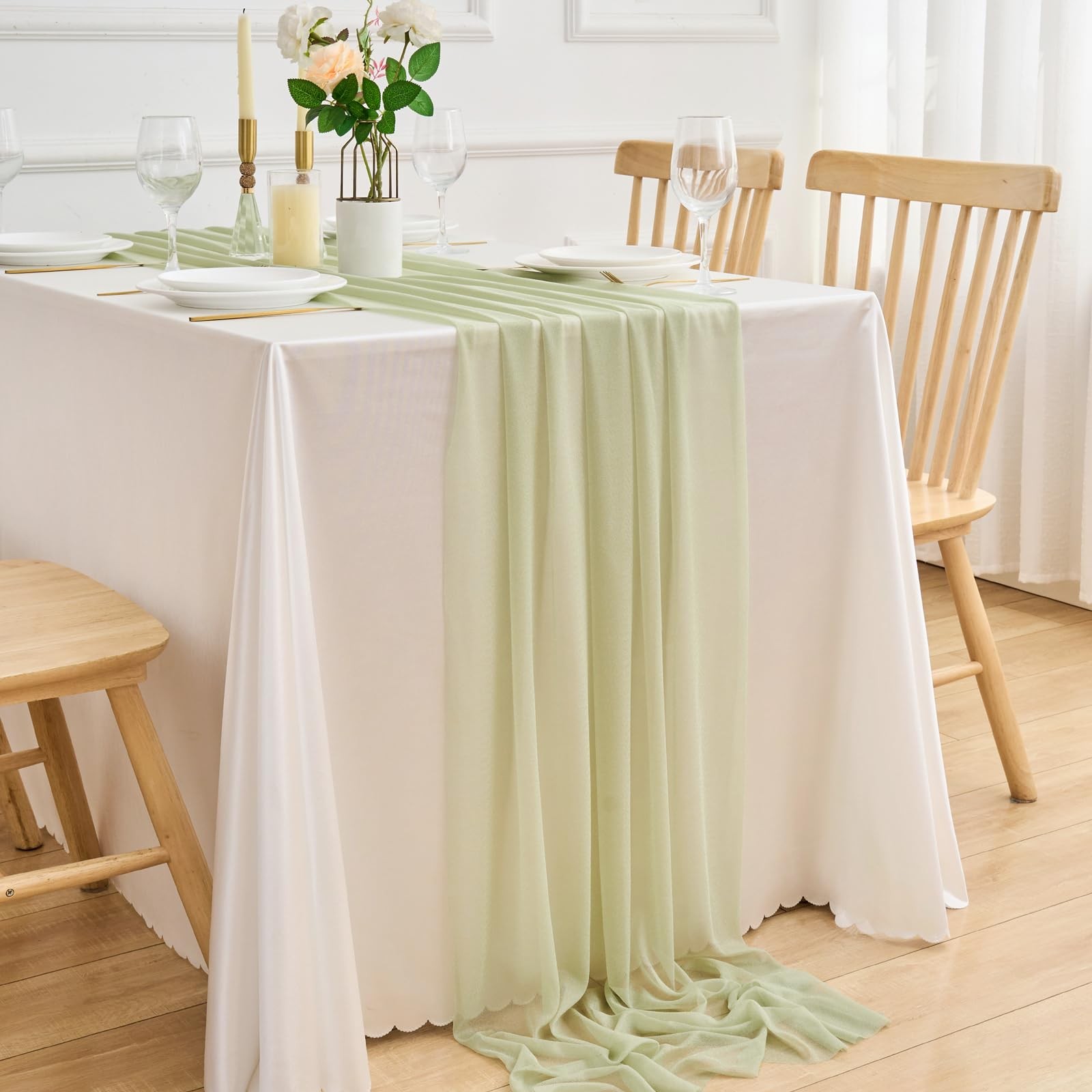 Chemin de table vert sauge pour nappe de mariage et décoration de table