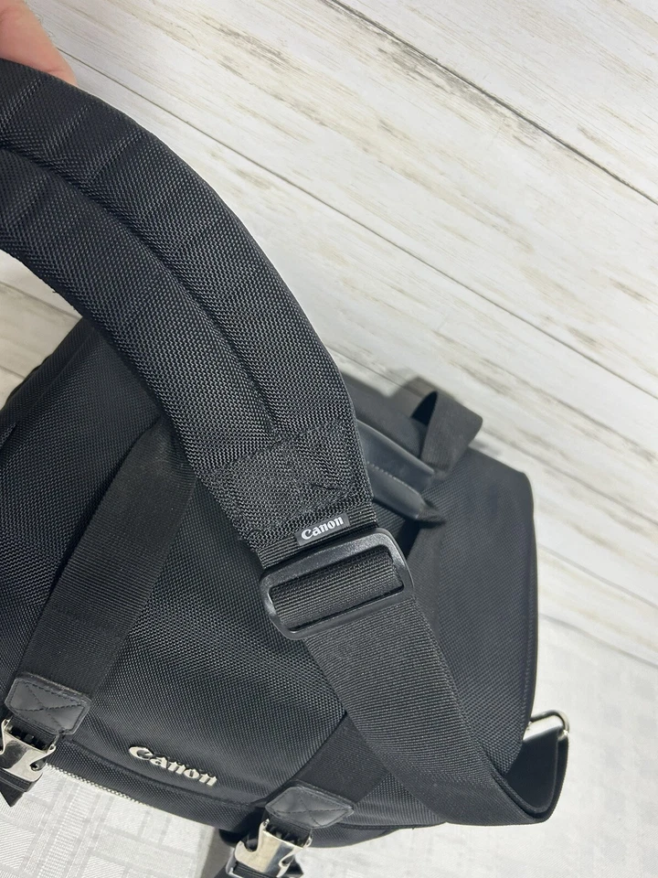Bolsa para cámara Canon negra acolchada correa para el hombro compartimentos ajustables 14X9 grande Foto 4 de 4