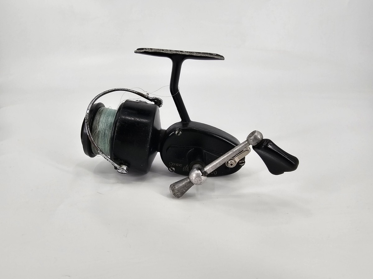 Garcia Mitchell 300 - Vintage Spinning Fishing Reel Made in France
