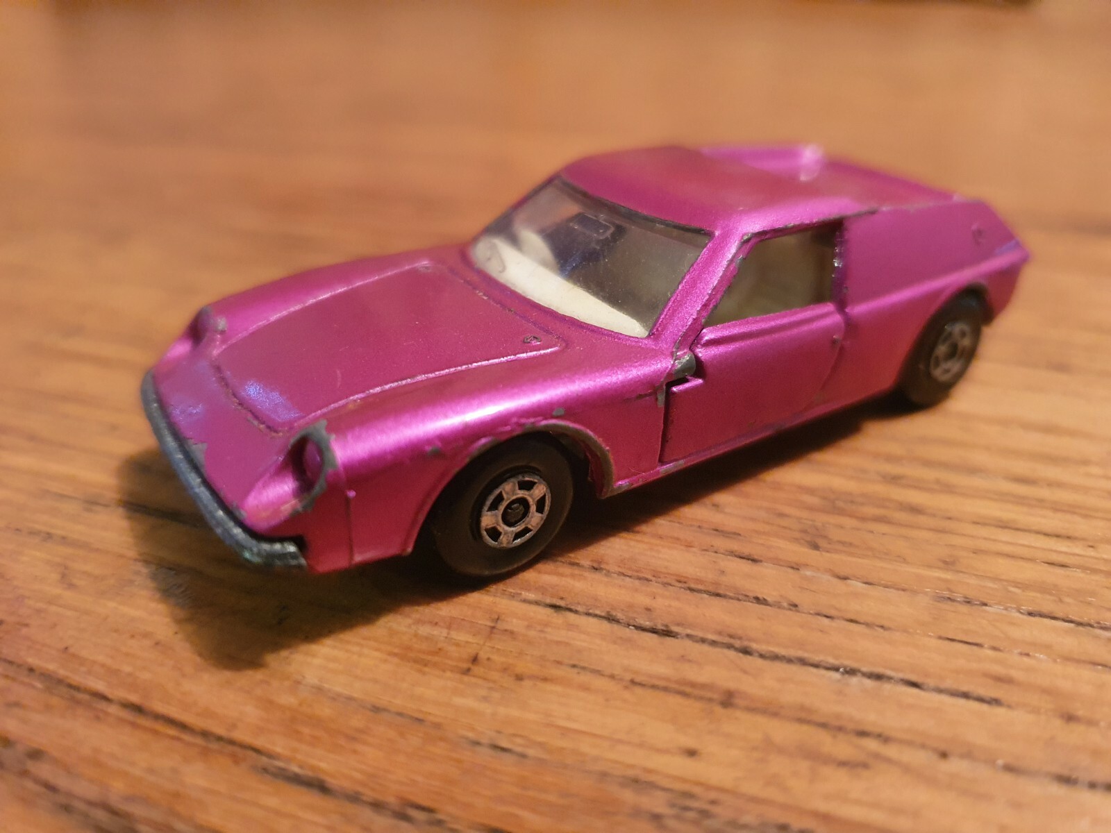 Matchbox 5e, Lotus Europa - Free Price Guide & Review