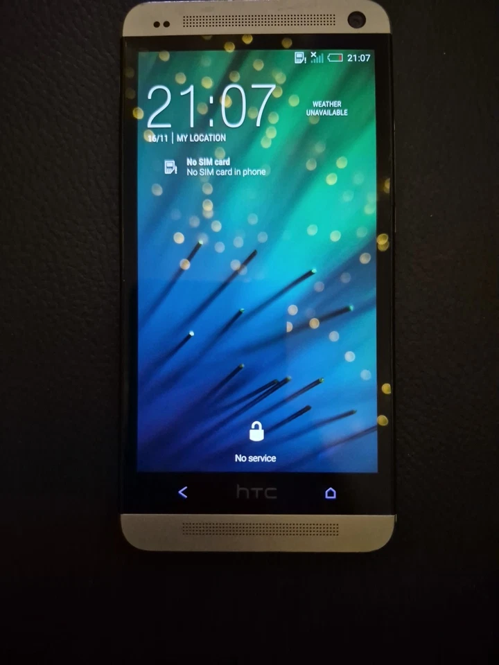 HTC One M7 Smartphone Silver - Image 2 of 4