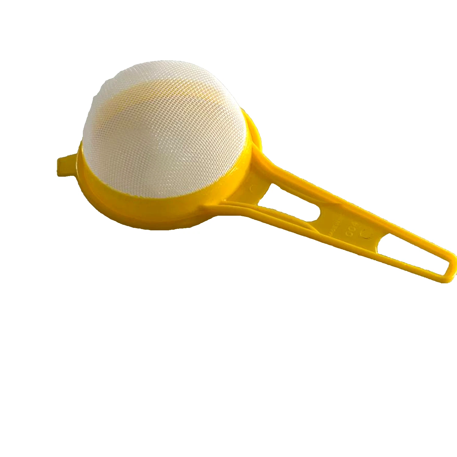 Fine Mesh Yellow Tea Strainer with Plastic Handle for Drinks Tea or Coffee
