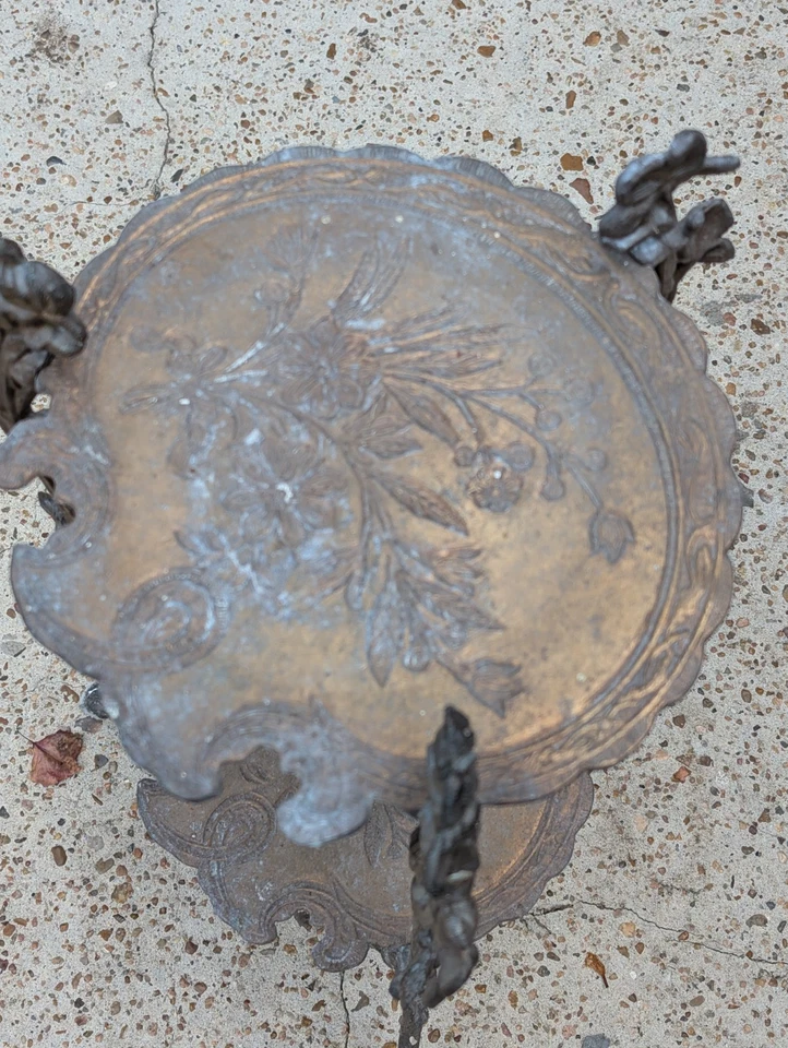 Soporte para plantas vintage estilo Art Nouveau acabado bronce Foto 2 de 4