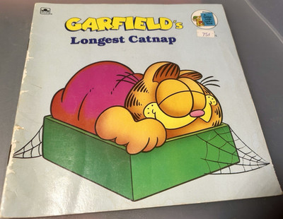 Garfields Longest Catnap -A Golden Look Look Paperback By Golden Books
