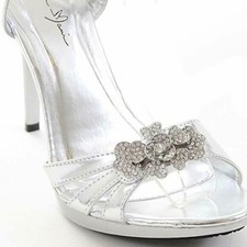 NEW Jeweled Rhinestone Silver Wedding  Formal Bridal Sandals Heels Size 6.5
