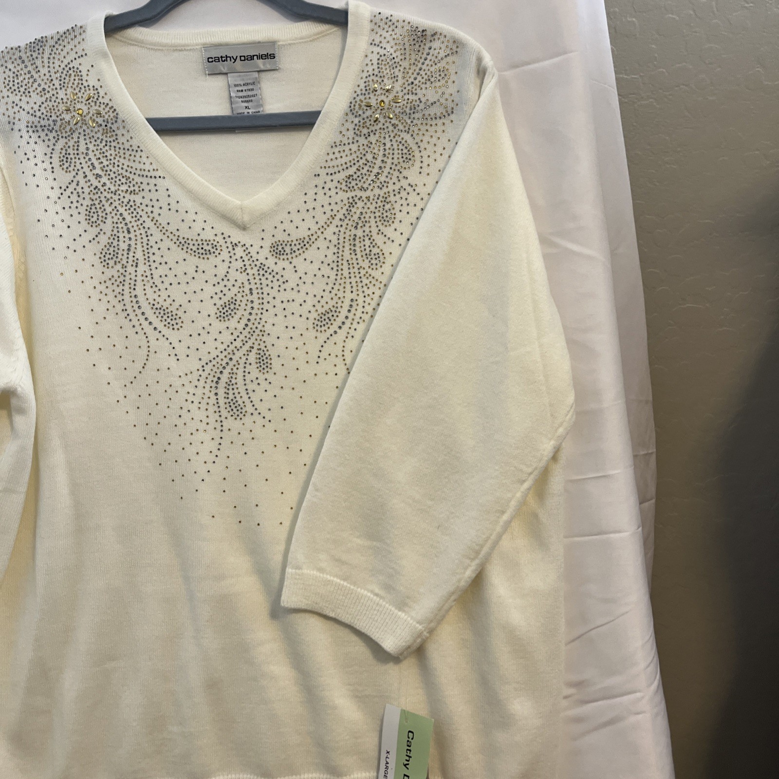 Cathy Daniels Women's XL off White Sweater With Embellishments. NWT 3/4 Sleeve thumbnail 8
