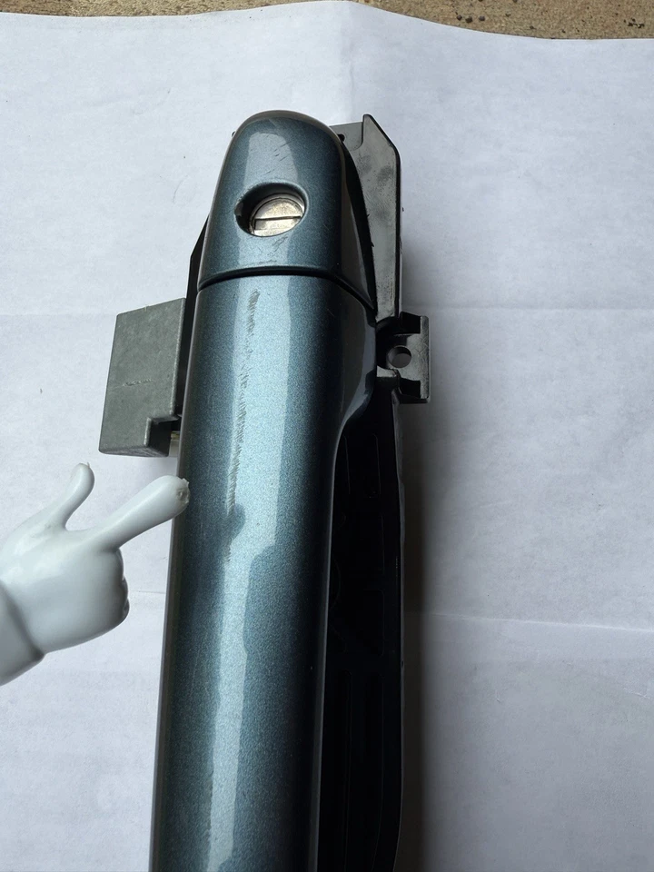 10-13 MAZDA 3 Manija de puerta exterior delantera derecha e izquierda y cerradura de maletero 2 llaves Foto 4 de 4